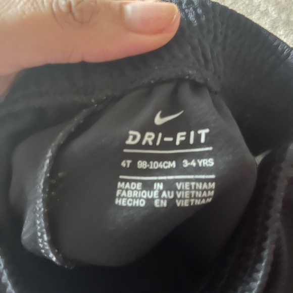 Nike short set for boys - Picture 3 of 4